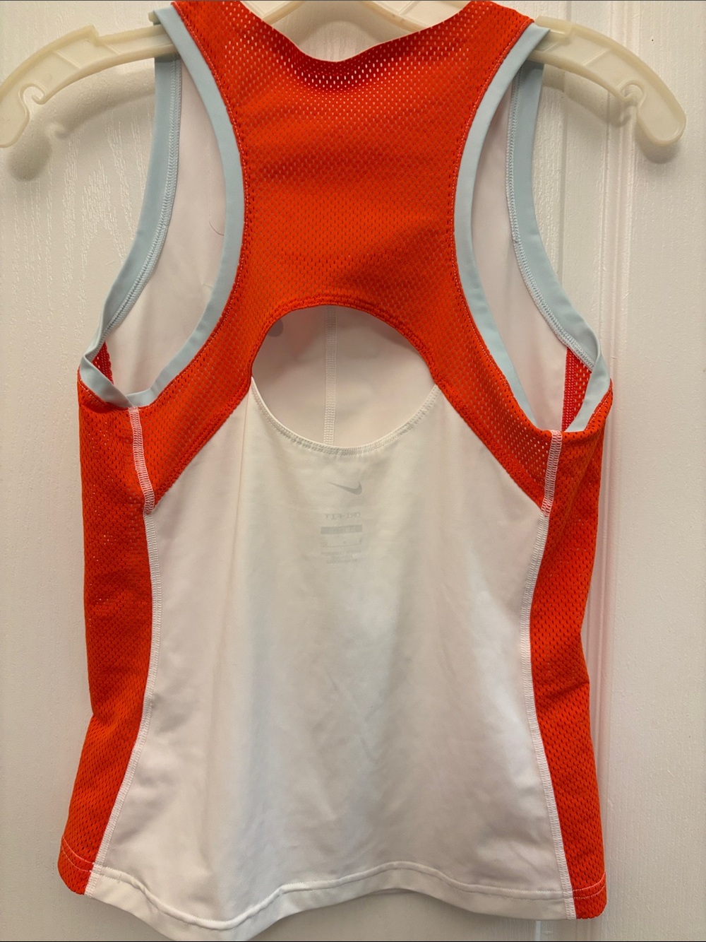 Nike Dri-Fit Slim Fit Sleeveless Athletic Top Sz S Orange/White Cut Out in Back